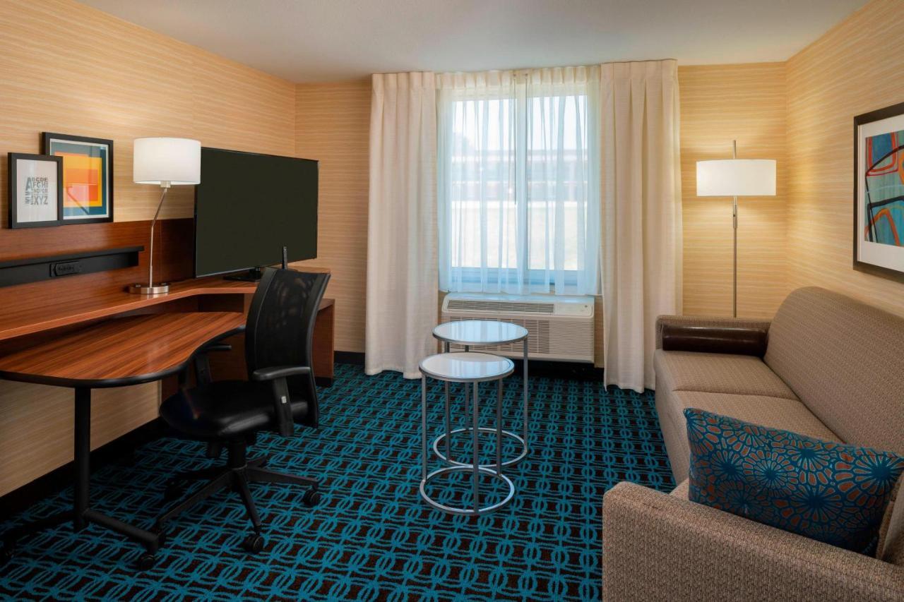 Fairfield Inn & Suites By Marriott Бейтсвилл Экстерьер фото