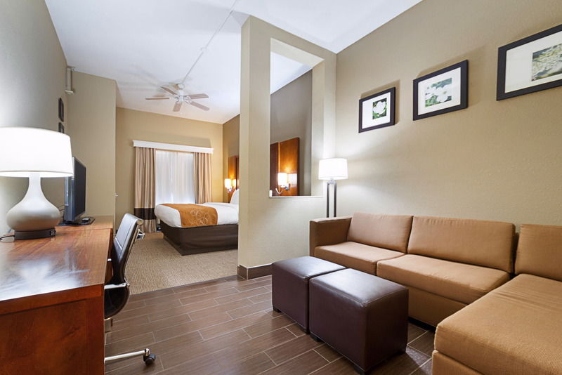 Fairfield Inn & Suites By Marriott Бейтсвилл Экстерьер фото